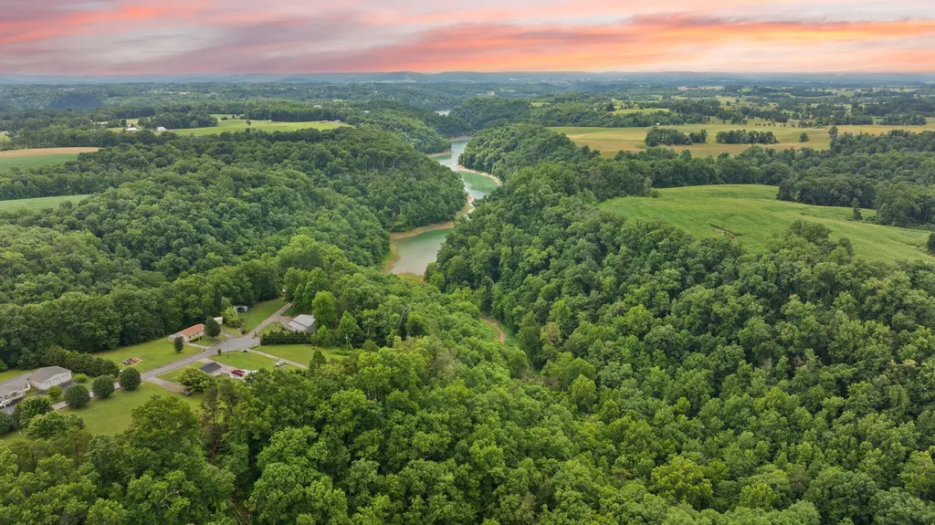 96 Vicki Street Nancy KY 42544