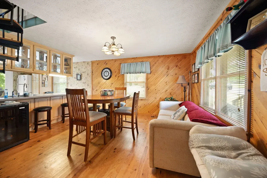 96 Vicki Street Nancy KY 42544