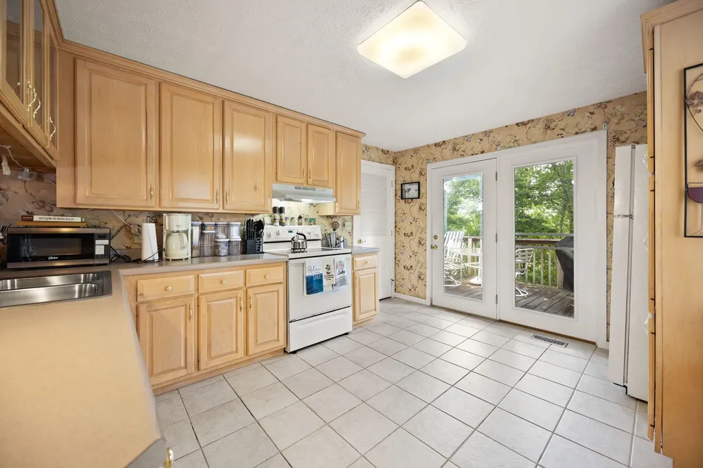 96 Vicki Street Nancy KY 42544