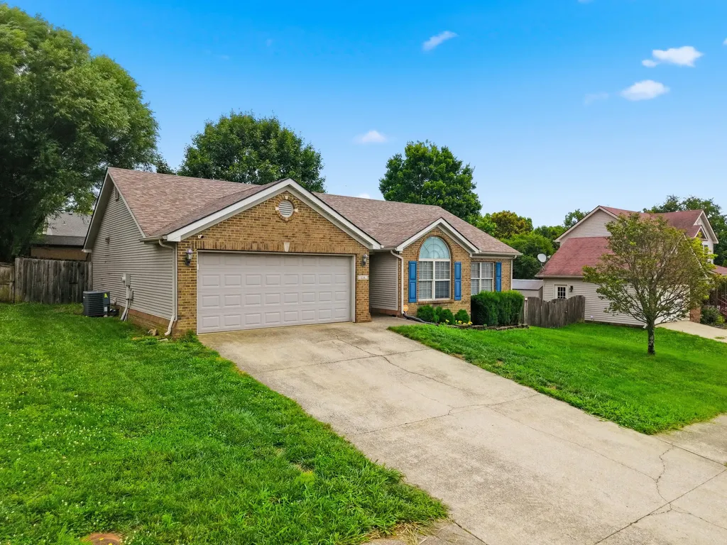 116 S Colonial Heights Drive Georgetown KY 40324