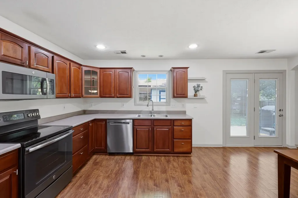 116 S Colonial Heights Drive Georgetown KY 40324