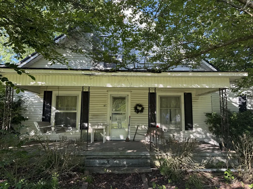 1046 Lakeway Drive Russell Springs KY 42642