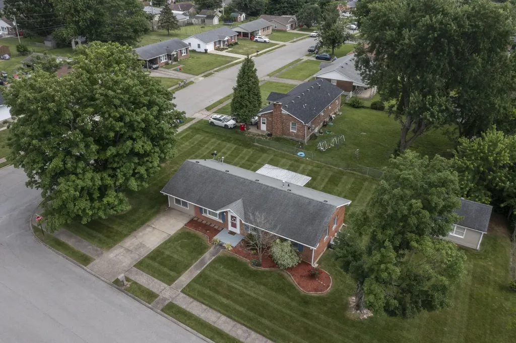 500 Greenbriar Drive Nicholasville KY 40356