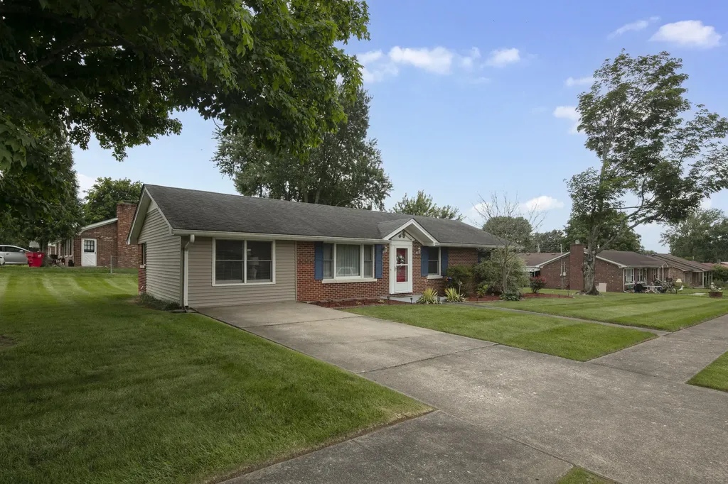 500 Greenbriar Drive Nicholasville KY 40356