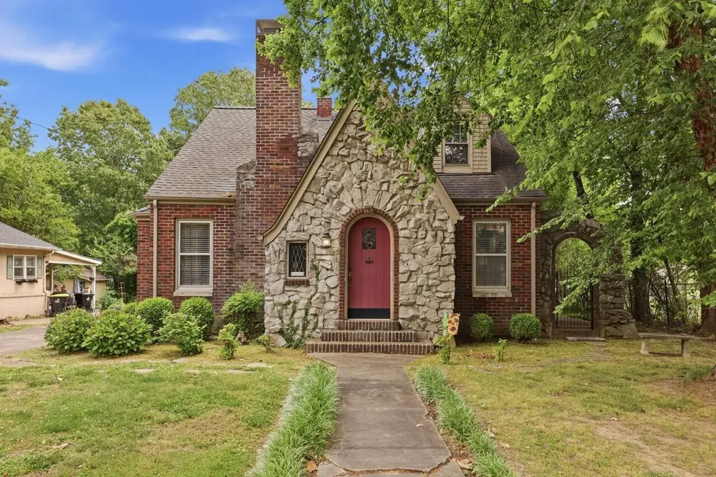 110 N 10th Street Murray KY 42071