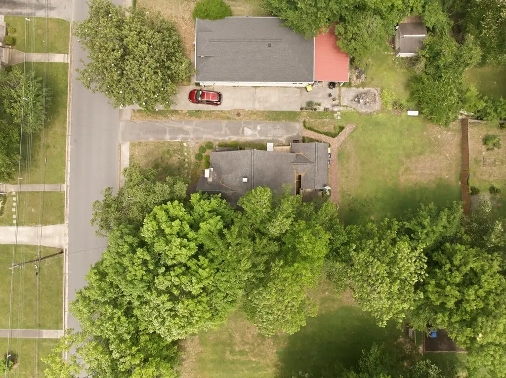 110 N 10th Street Murray KY 42071