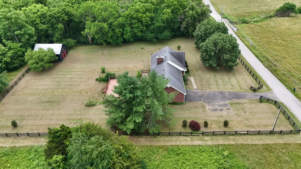 1109 Mitchell Lane Danville KY 40422