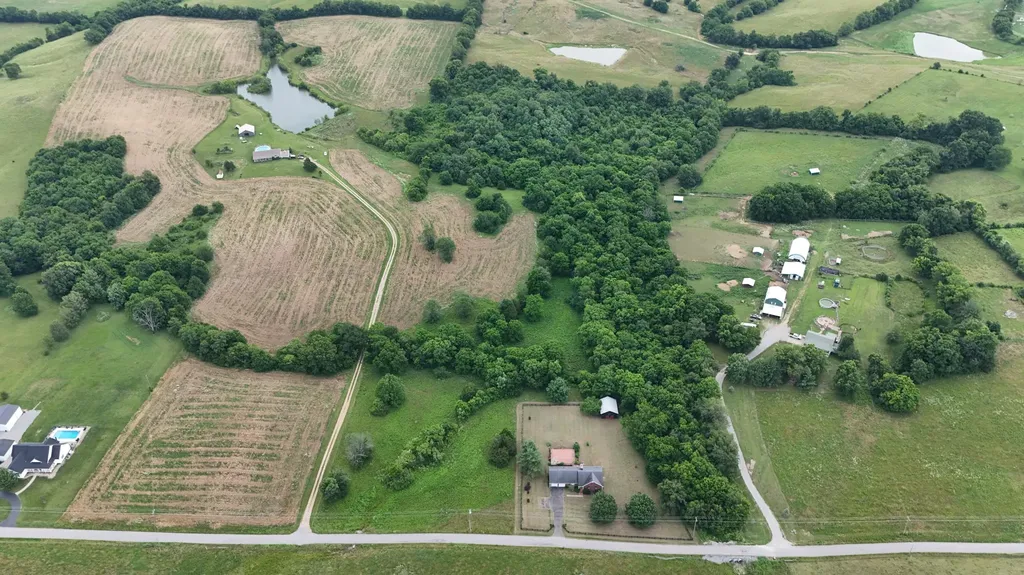 1109 Mitchell Lane Danville KY 40422