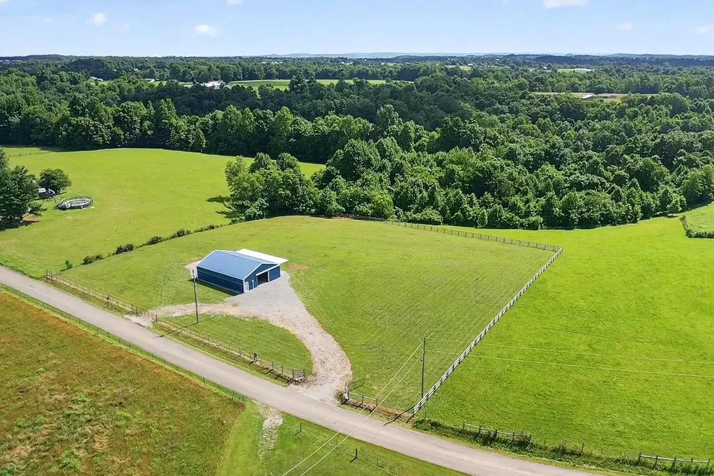 1812 & 1838 Tick Ridge Road Waynesburg KY 40489