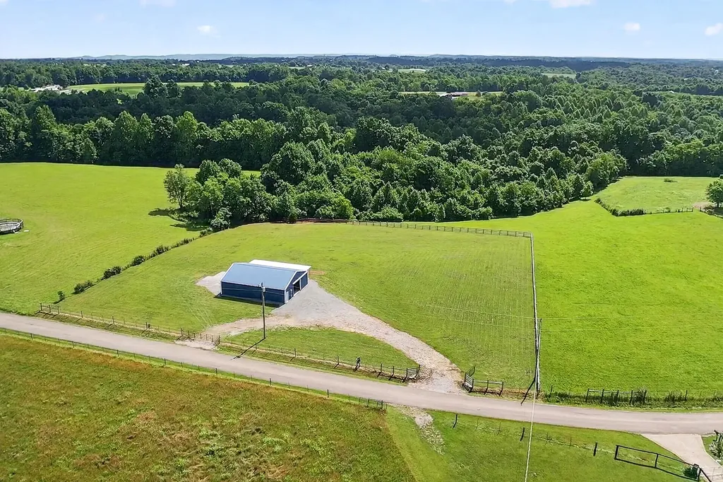 1812 & 1838 Tick Ridge Road Waynesburg KY 40489