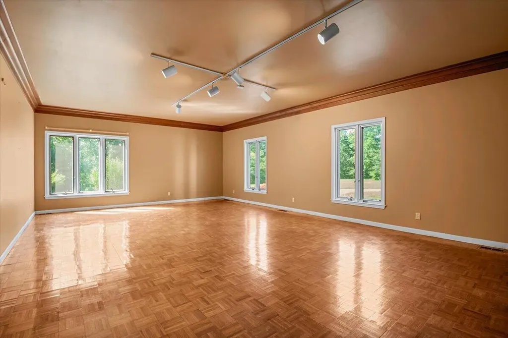 349 Persimmon Frk Lane Gray KY 40734
