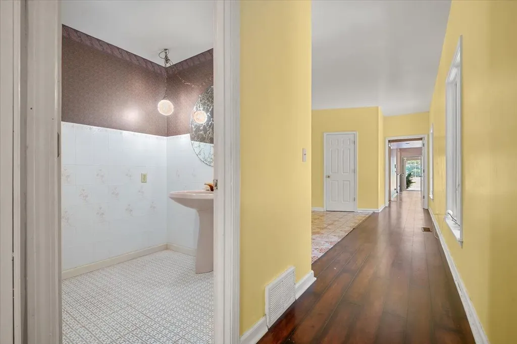 349 Persimmon Frk Lane Gray KY 40734