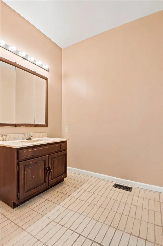 349 Persimmon Frk Lane Gray KY 40734