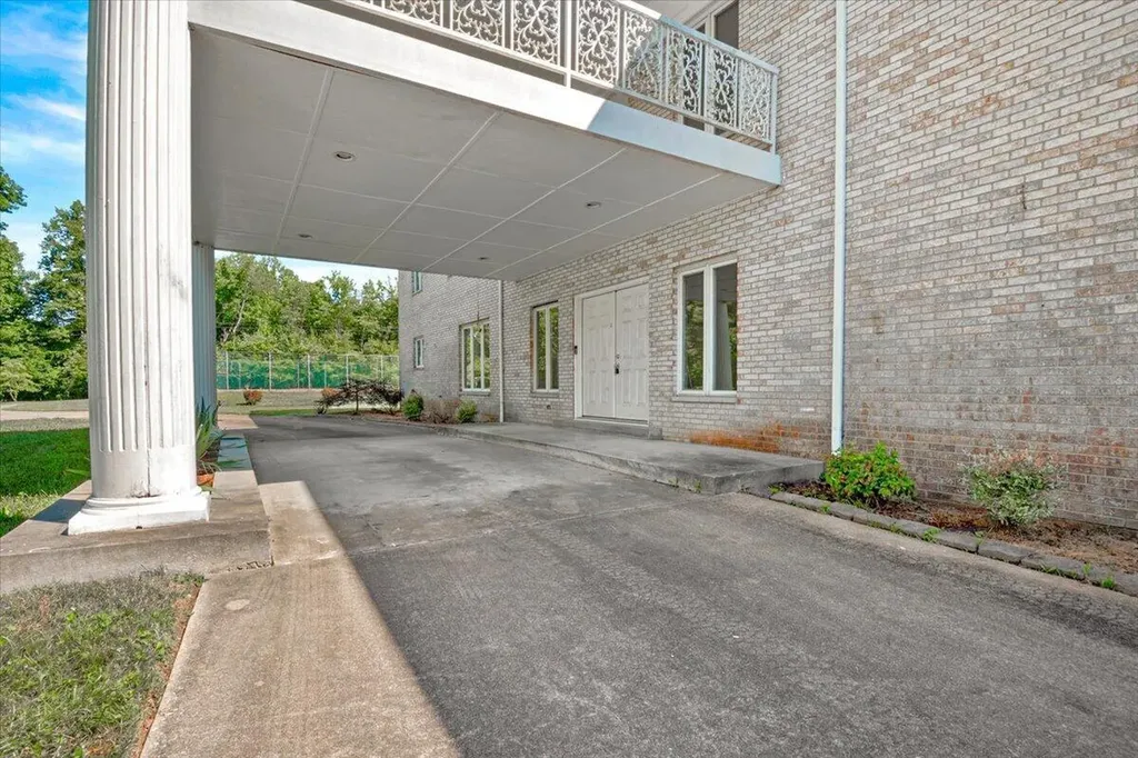 349 Persimmon Frk Lane Gray KY 40734