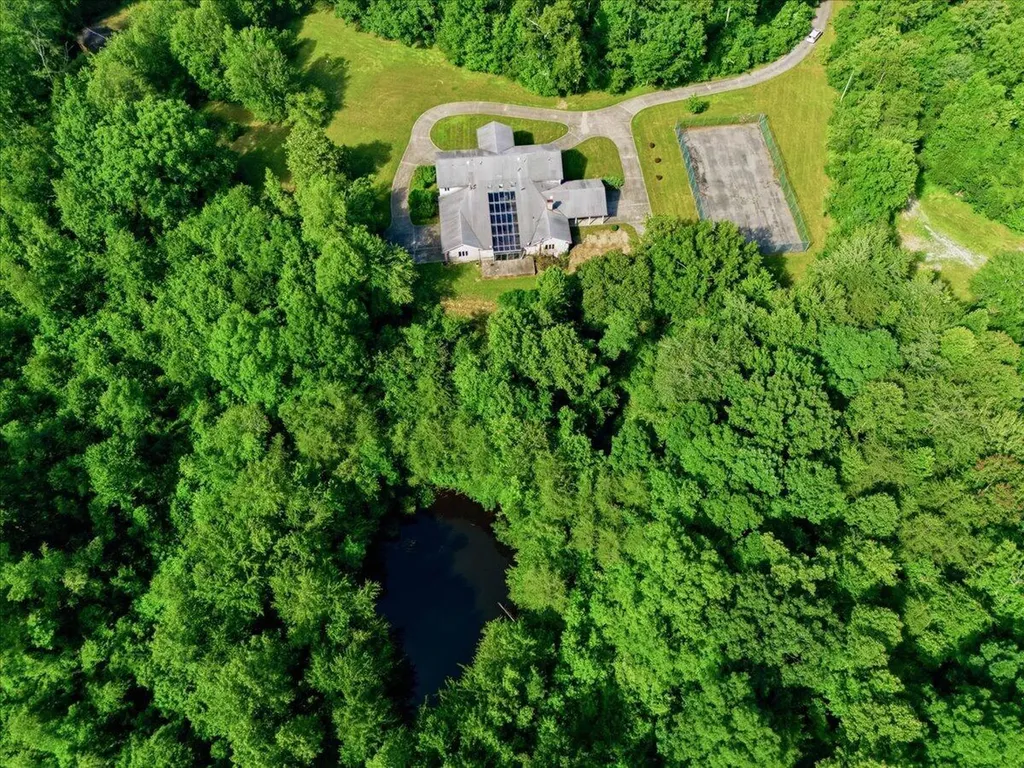 349 Persimmon Frk Lane Gray KY 40734
