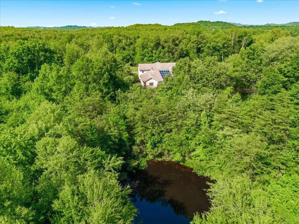 349 Persimmon Frk Lane Gray KY 40734