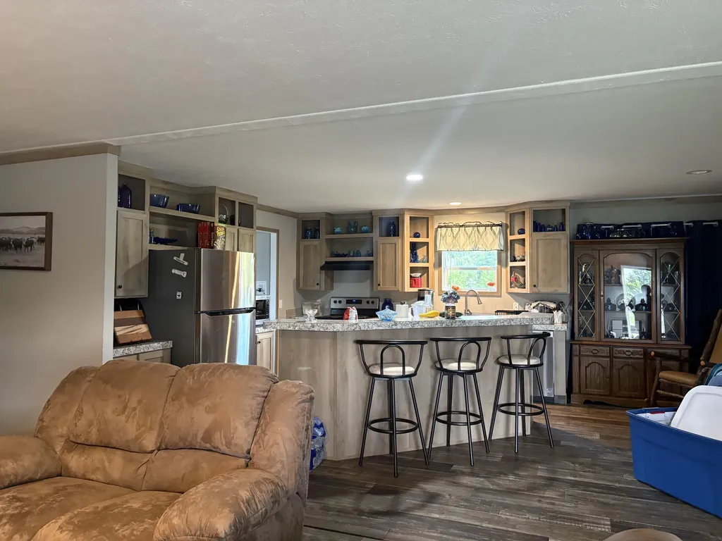 2455 Kentucky 2750 Crab Orchard KY 40419