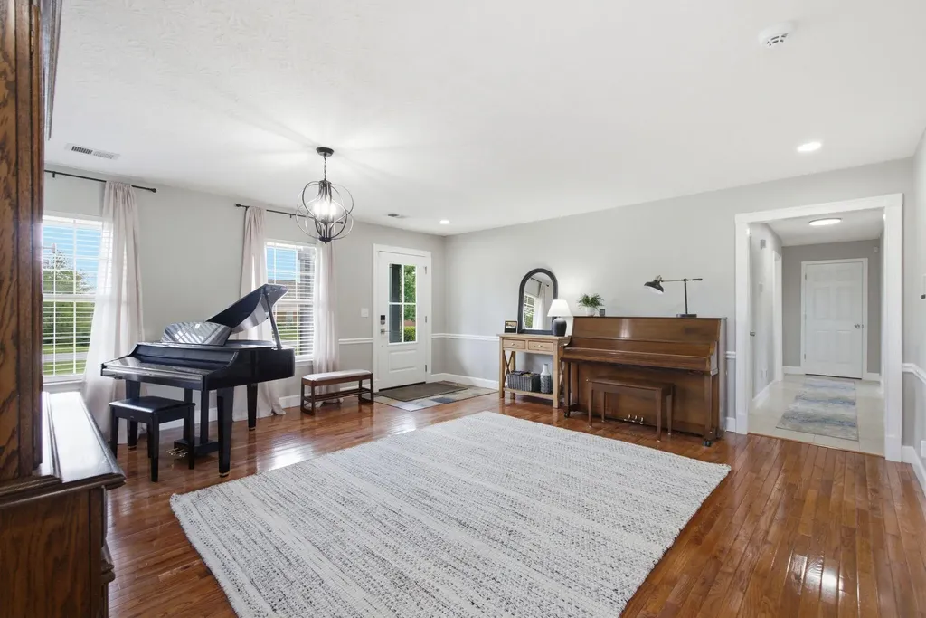 216 Tazwell Drive Richmond KY 40475