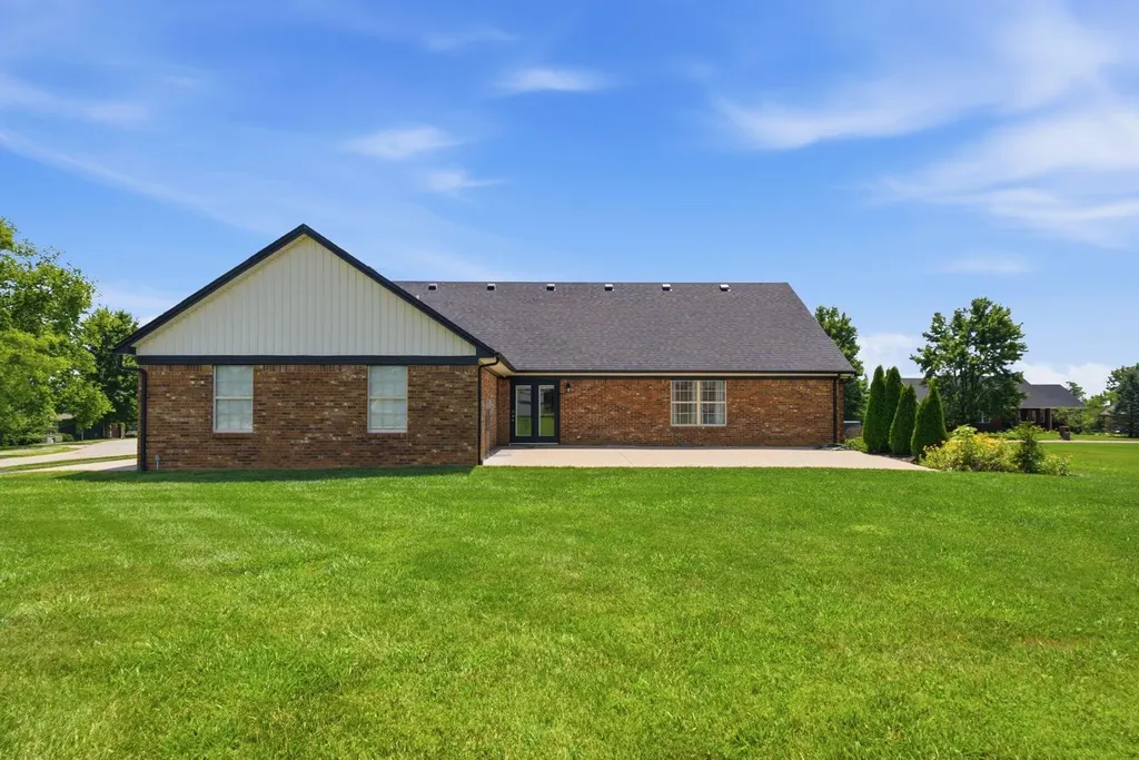 216 Tazwell Drive Richmond KY 40475