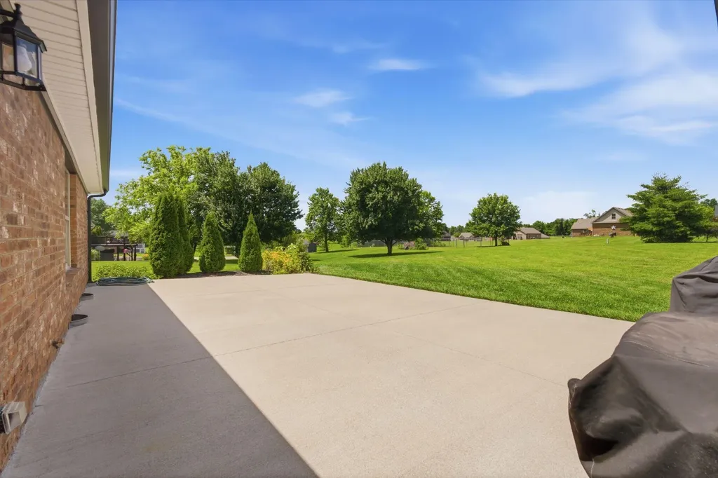 216 Tazwell Drive Richmond KY 40475