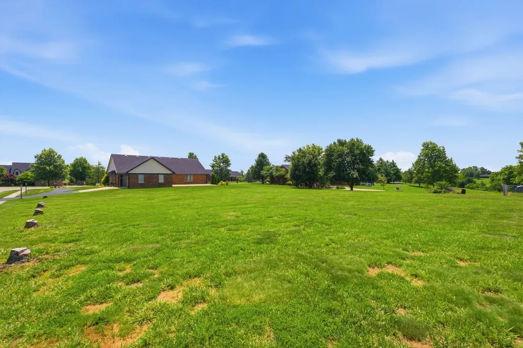 216 Tazwell Drive Richmond KY 40475