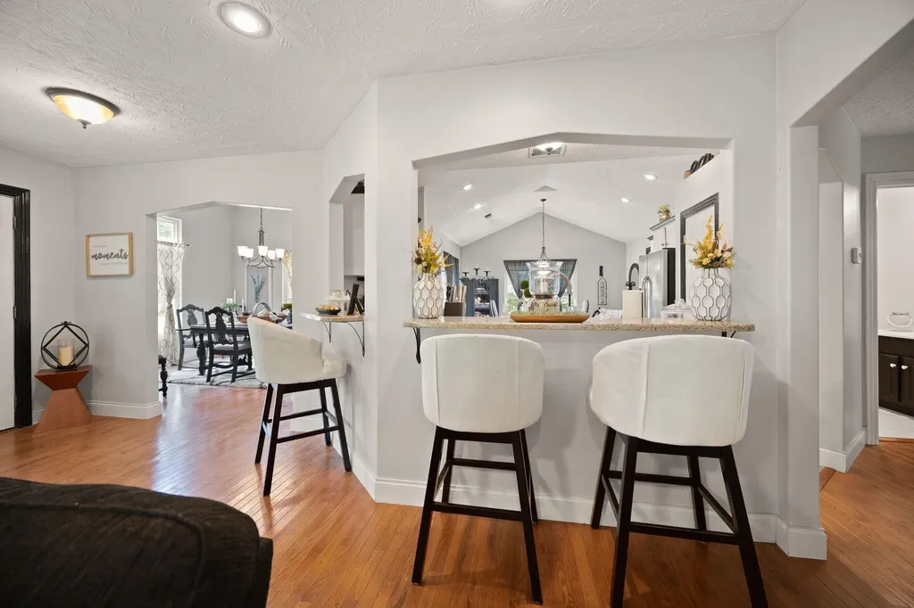 398 Carriage Lane Jamestown KY 42629