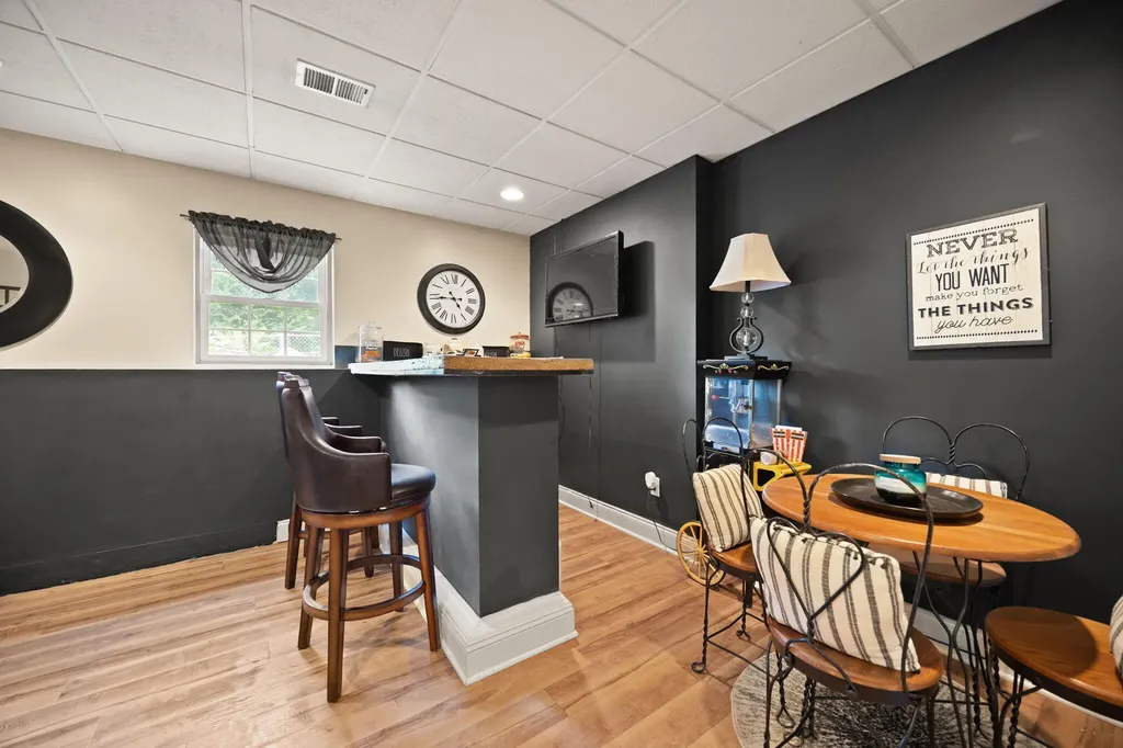 398 Carriage Lane Jamestown KY 42629