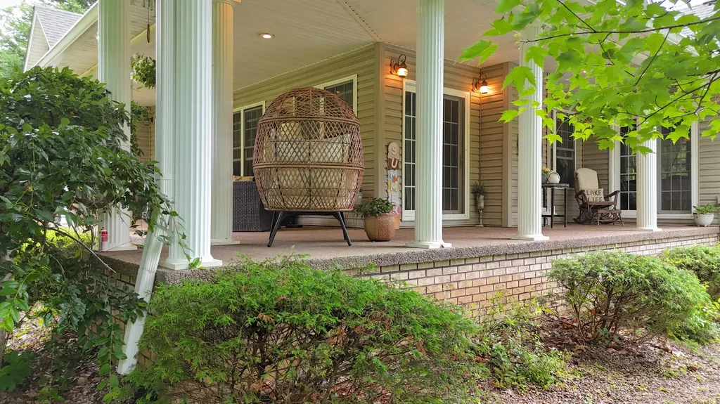 398 Carriage Lane Jamestown KY 42629