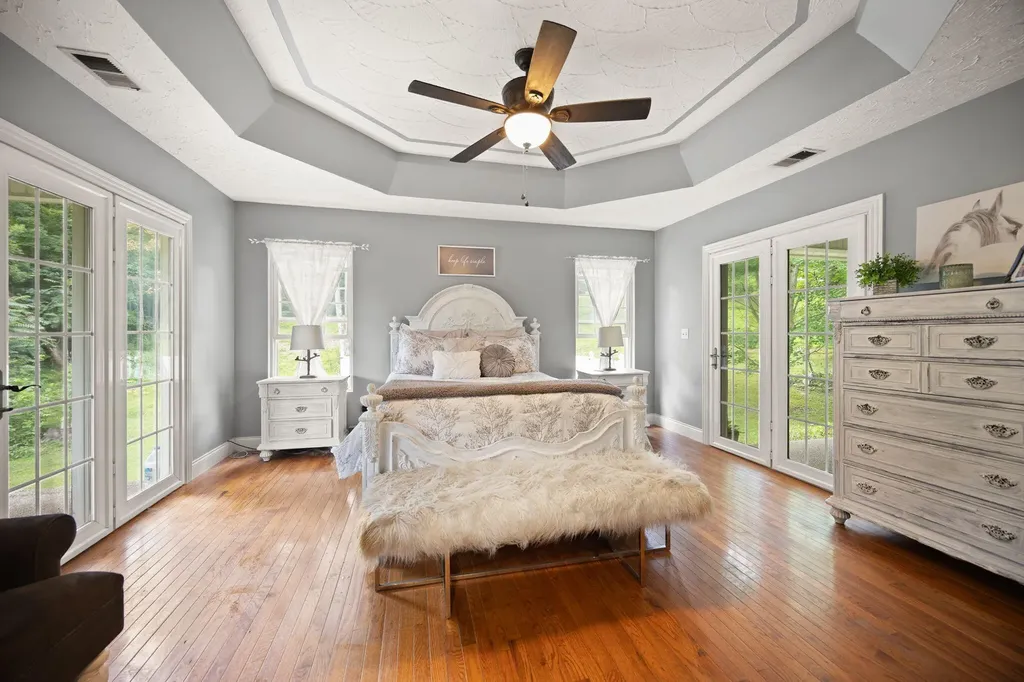 398 Carriage Lane Jamestown KY 42629