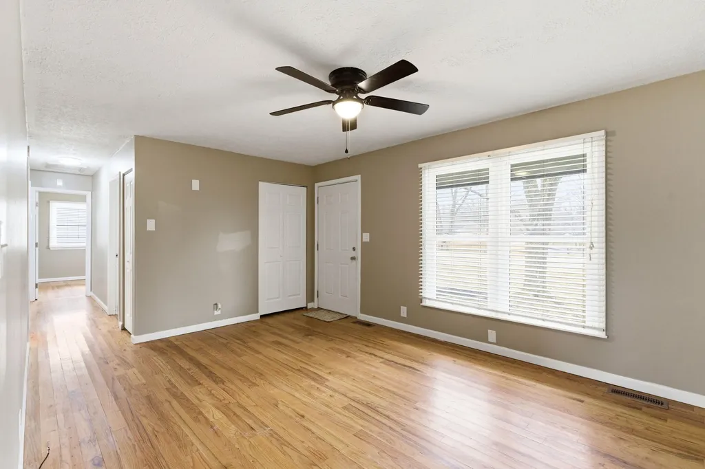 3815 Wiano Drive Crestwood KY 40014