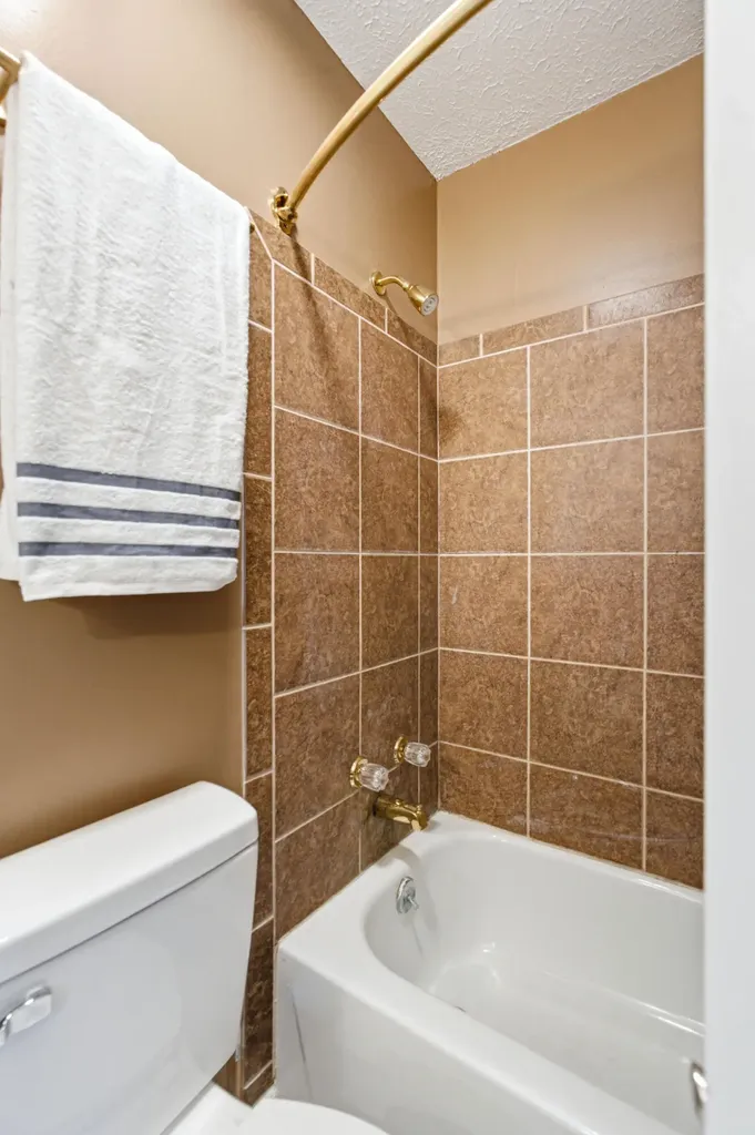 3815 Wiano Drive Crestwood KY 40014