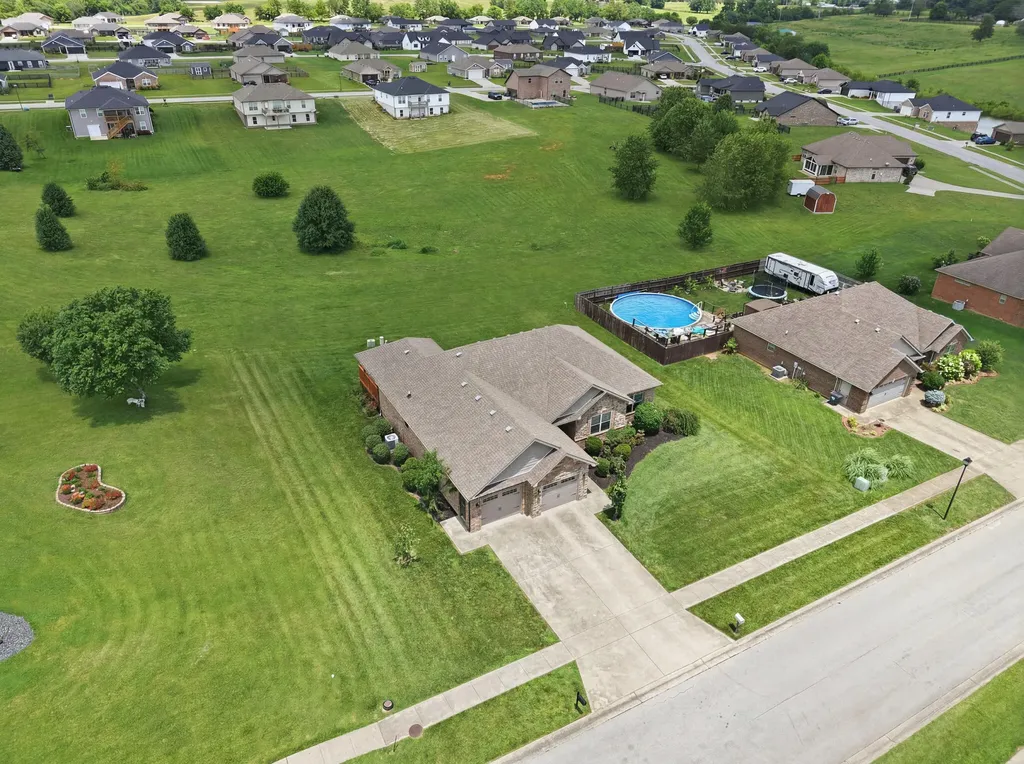 904 Kenblue Lane Richmond KY 40475