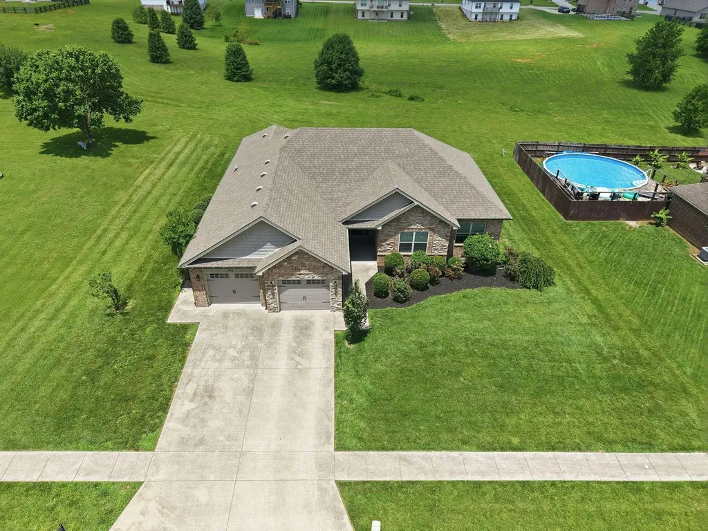 904 Kenblue Lane Richmond KY 40475
