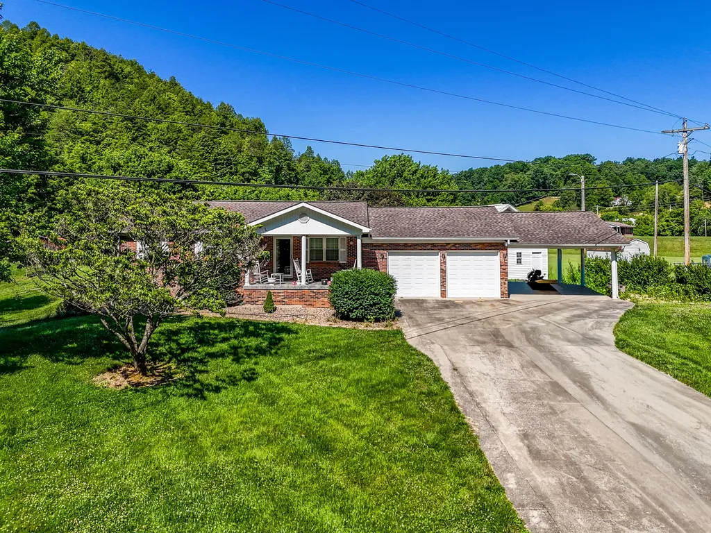 73 Bill Fannin Road West Liberty KY 41472