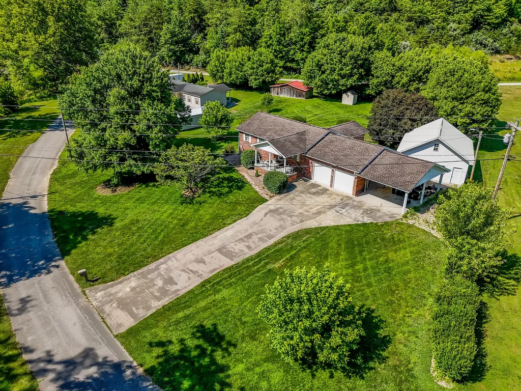 73 Bill Fannin Road West Liberty KY 41472