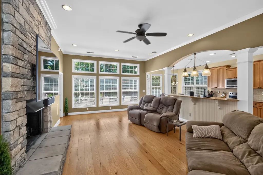 493 Madison Point Drive Lexington KY 40515