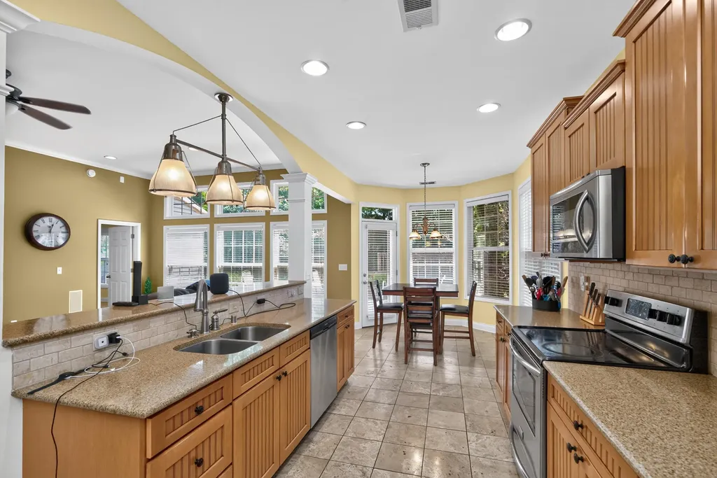 493 Madison Point Drive Lexington KY 40515