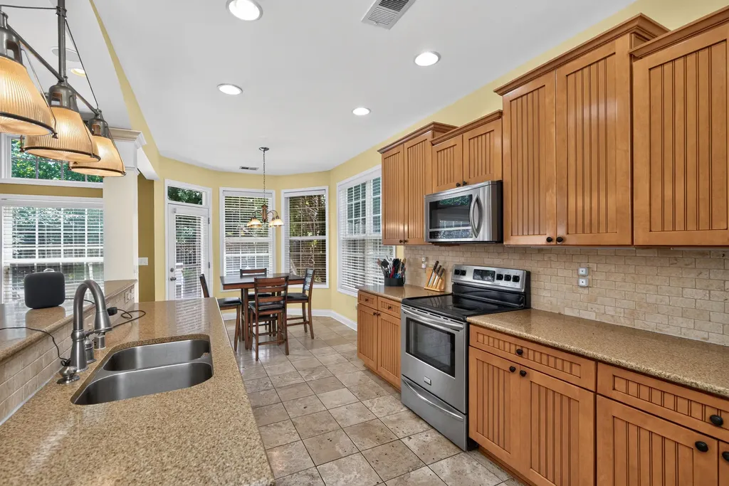 493 Madison Point Drive Lexington KY 40515