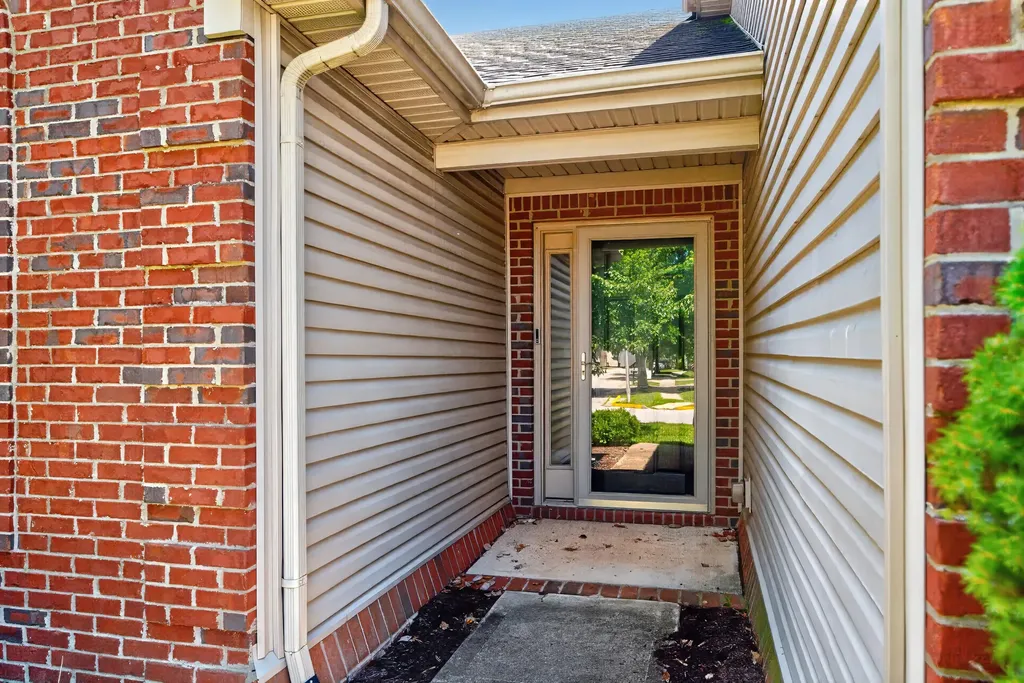 493 Madison Point Drive Lexington KY 40515