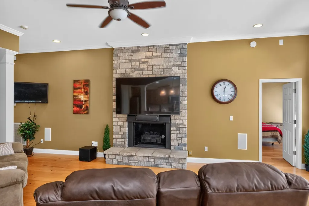 493 Madison Point Drive Lexington KY 40515