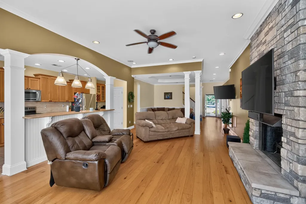 493 Madison Point Drive Lexington KY 40515