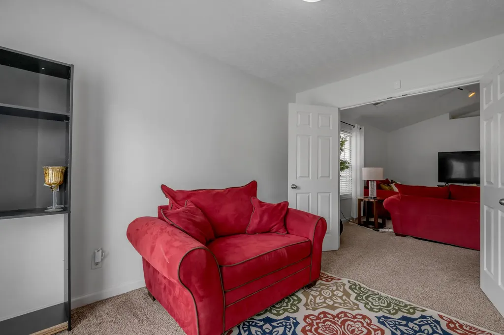 944 Winding Oak Trail Lexington KY 40511