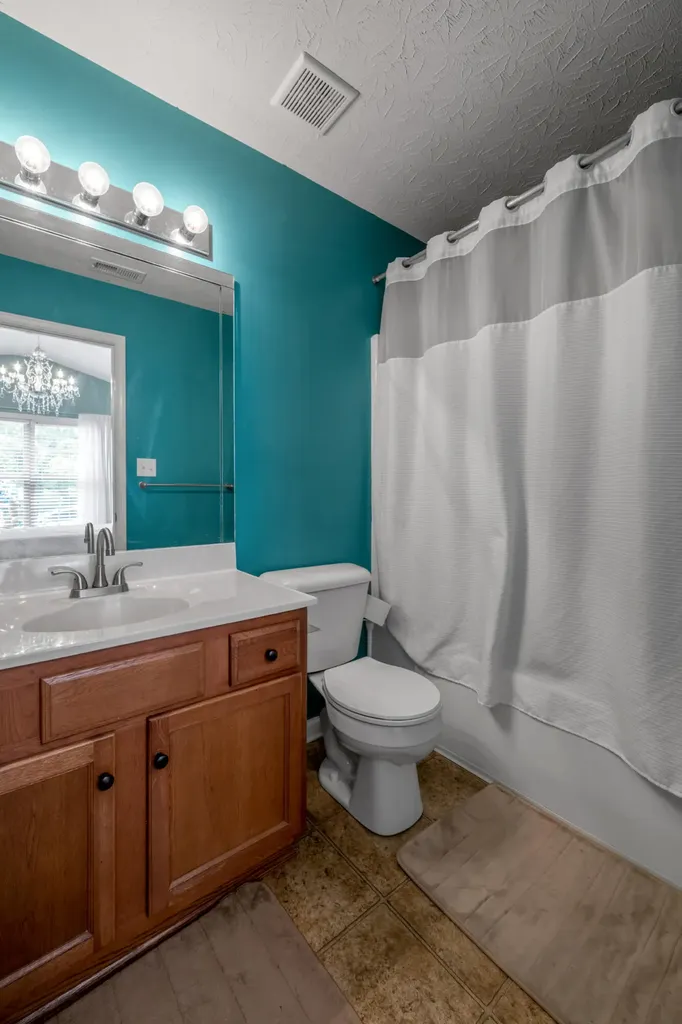 944 Winding Oak Trail Lexington KY 40511