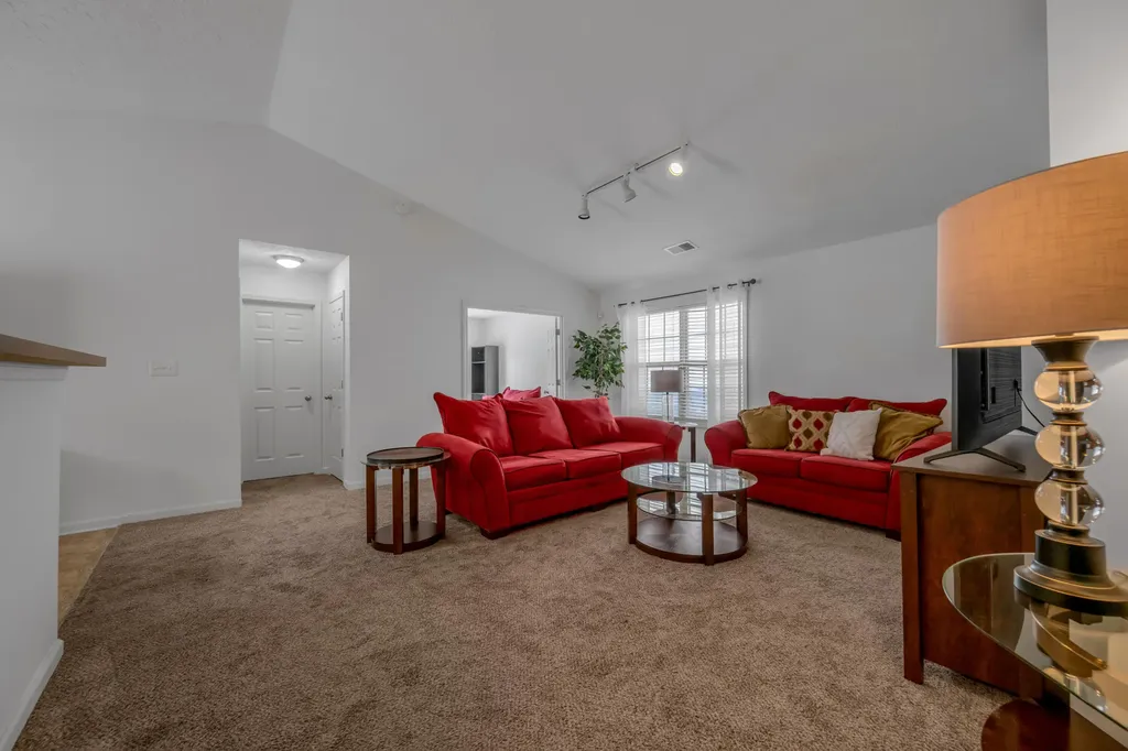 944 Winding Oak Trail Lexington KY 40511
