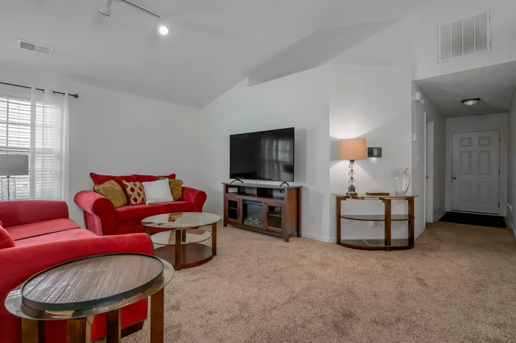944 Winding Oak Trail Lexington KY 40511