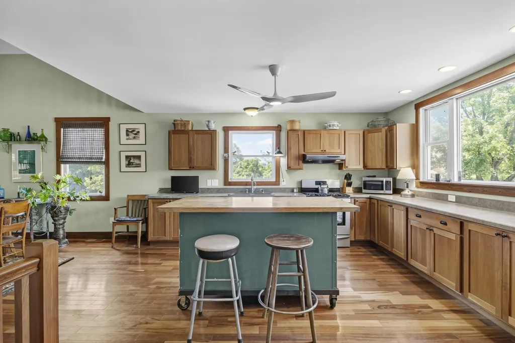 1281 Sharp Road Stamping Ground KY 40379