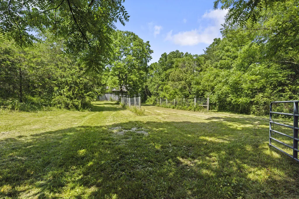 1281 Sharp Road Stamping Ground KY 40379