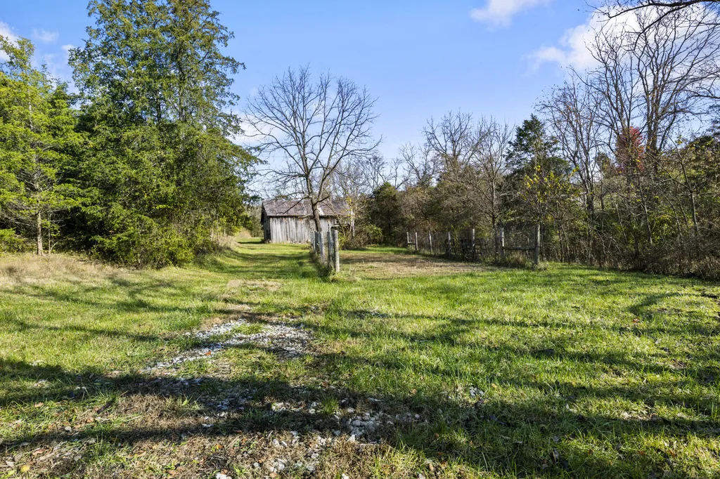 1281 Sharp Road Stamping Ground KY 40379