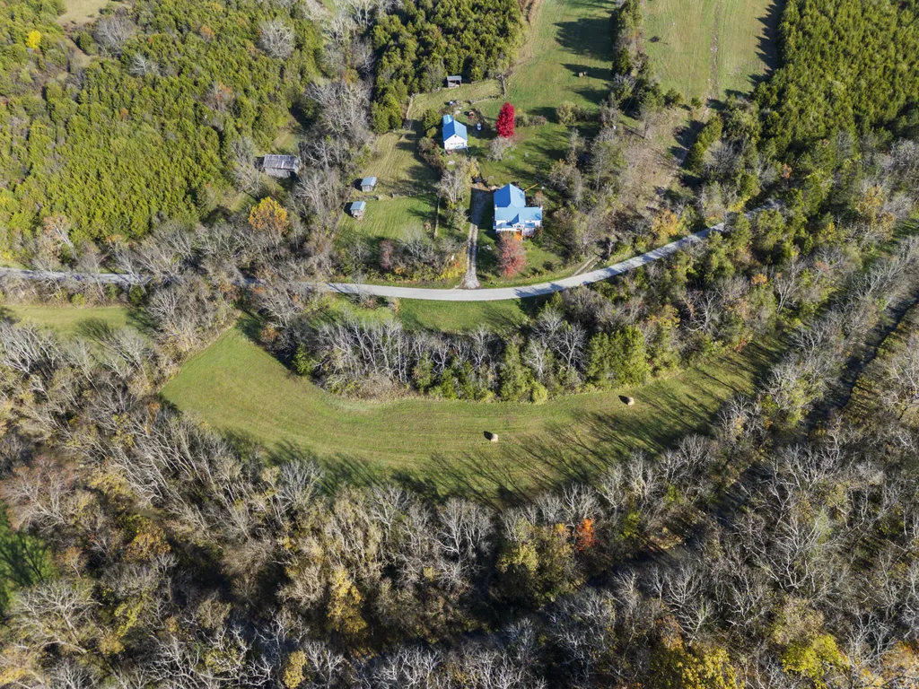 1281 Sharp Road Stamping Ground KY 40379