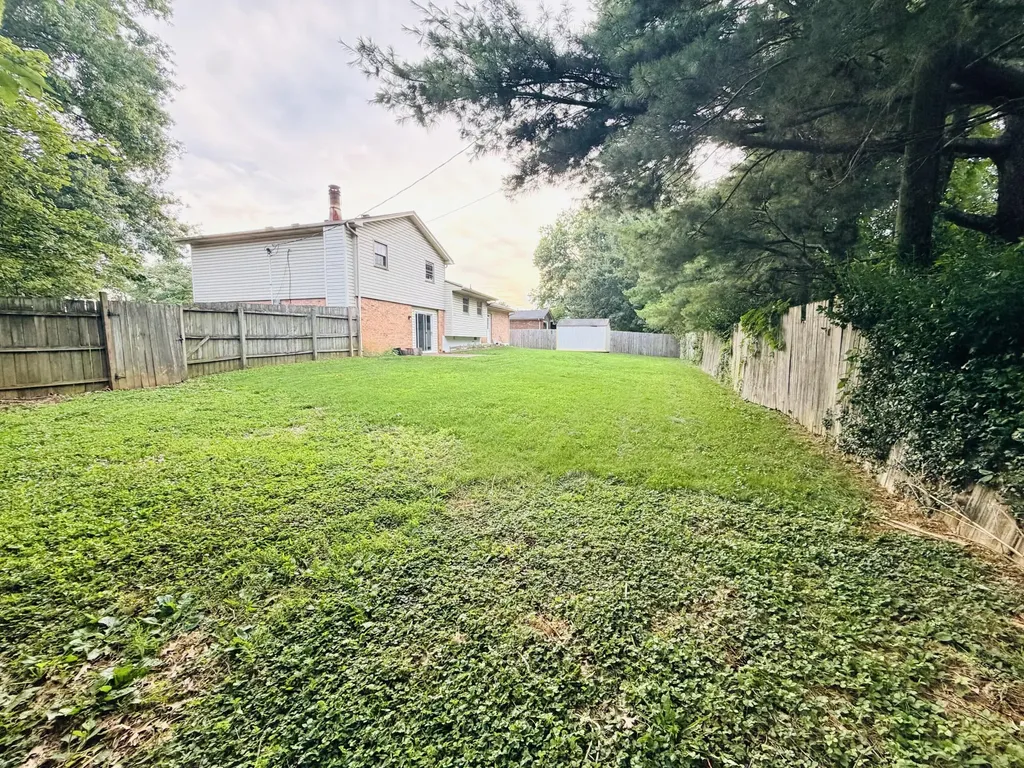 3309 Downing Place Lexington KY 40517